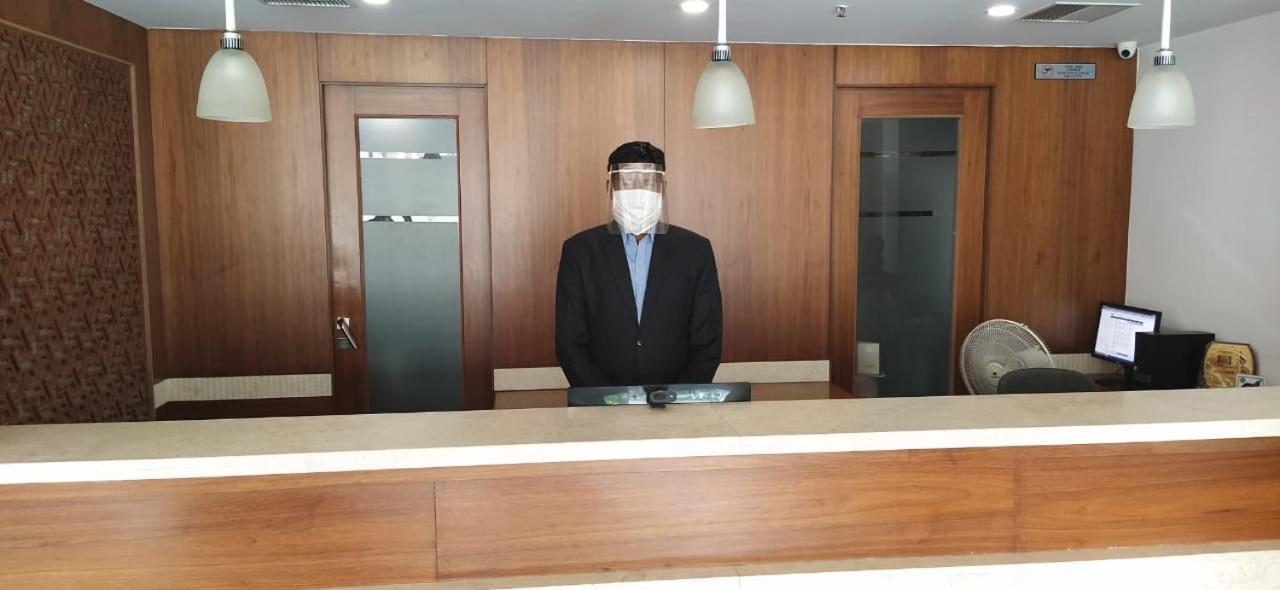 Khammam Hotel Grand Gayathri מראה חיצוני תמונה
