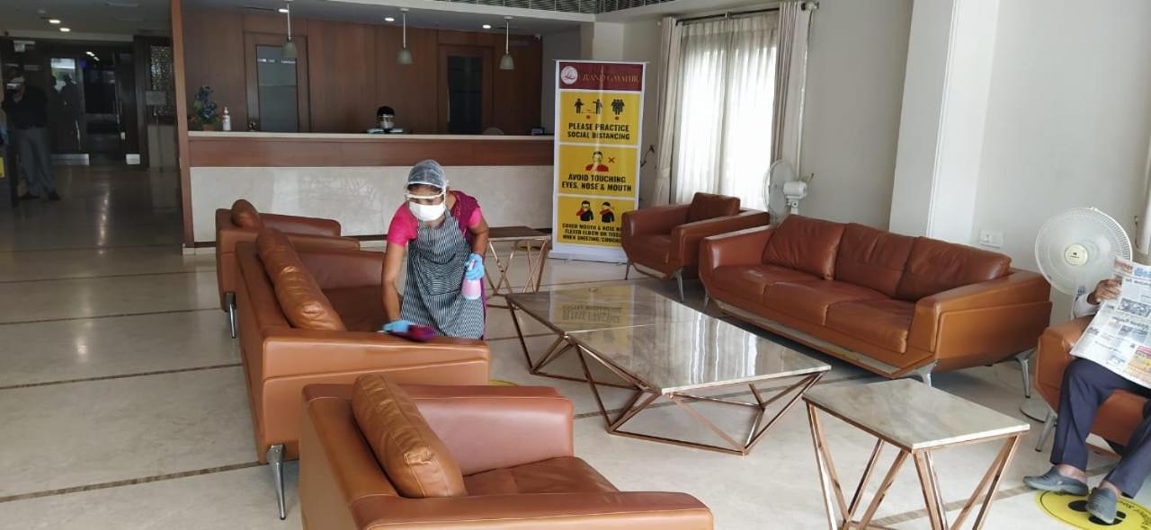Khammam Hotel Grand Gayathri מראה חיצוני תמונה