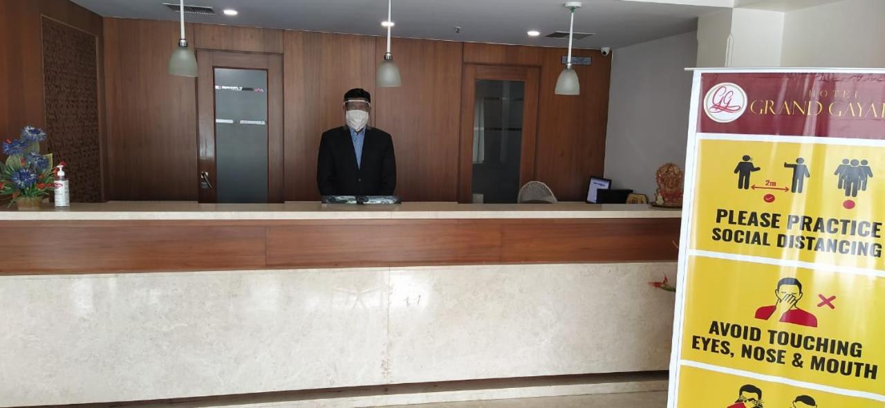 Khammam Hotel Grand Gayathri מראה חיצוני תמונה